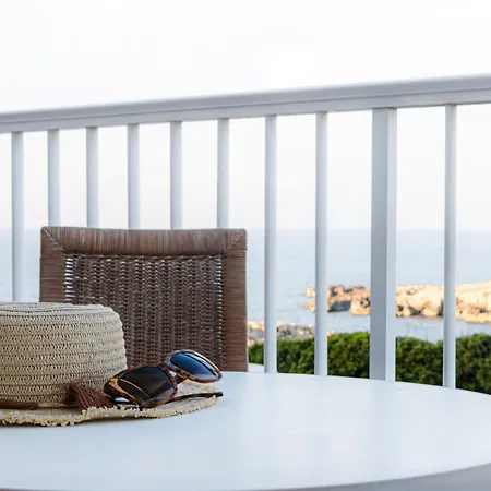 Club Menorca Hotel 3*