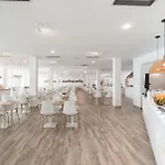 Club Menorca فندق سون بارك