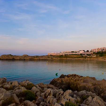Club Menorca فندق 3*