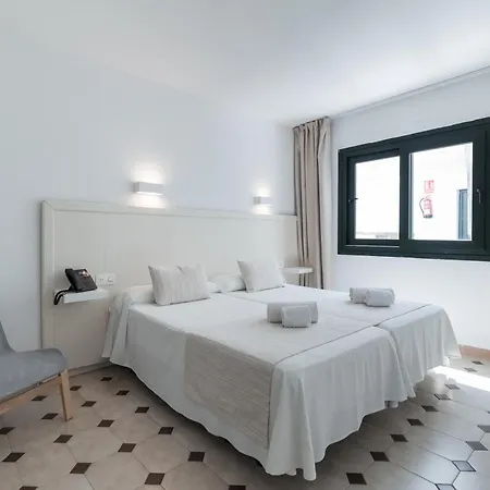 Club Menorca Hotel 3*